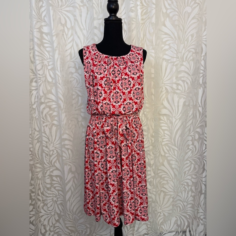 Enfocus Petite Red and White Floral Print Sleeveless Midi Dress